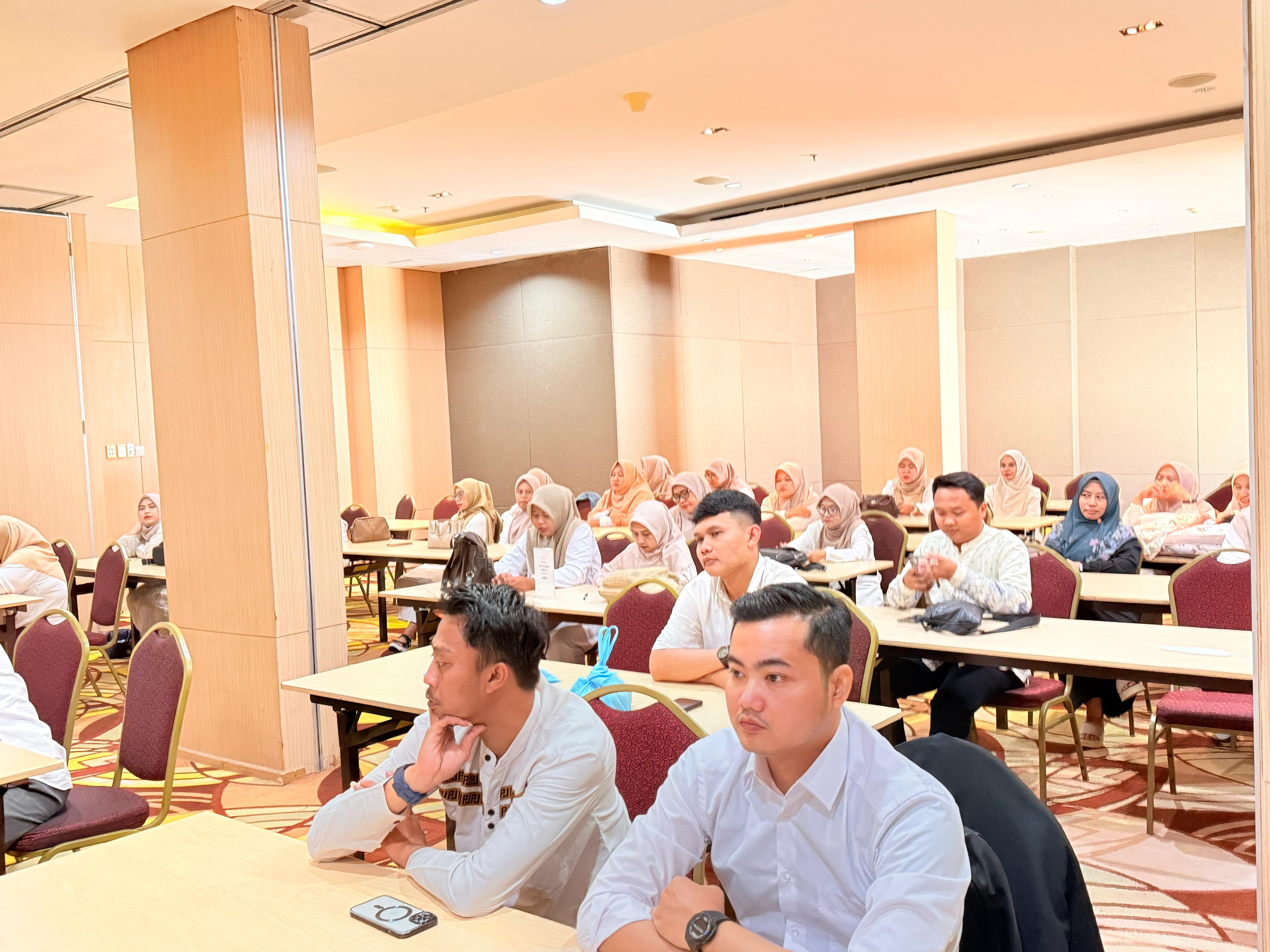 Kegiatan Rapat Evaluasi Dewan Guru